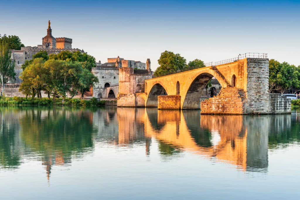 The famous Pont d’Avignon over the Rhône River