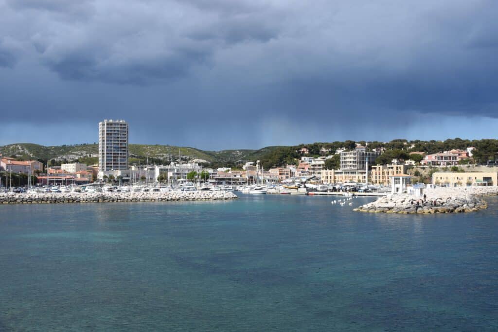 Visiting the town of Carry-le-Rouet on the Mediterranean coast