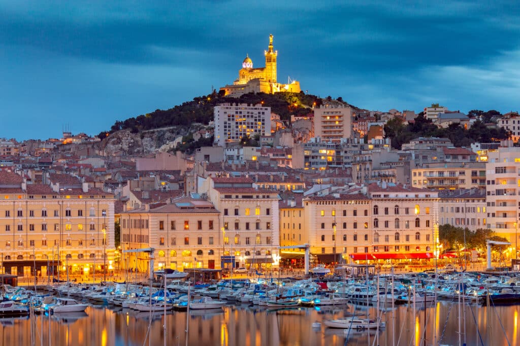 Visiting the city of Marseille and the Old Port with a view of Notre-Dame de la Garde